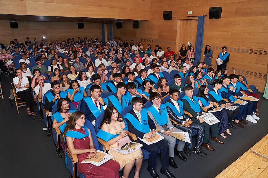 Image hover effect image