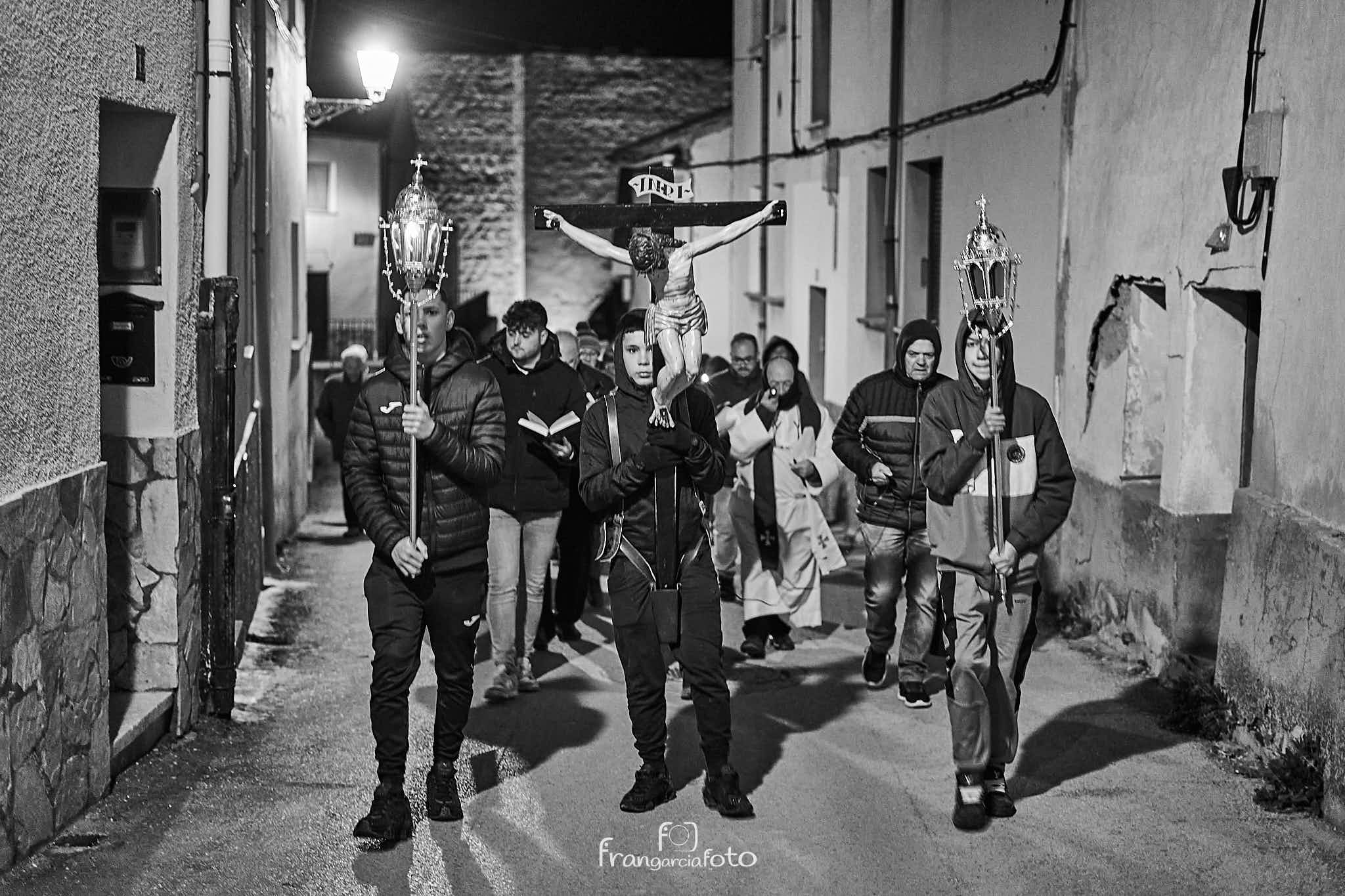 Viacrucis en Almazán el Viernes de Dolores