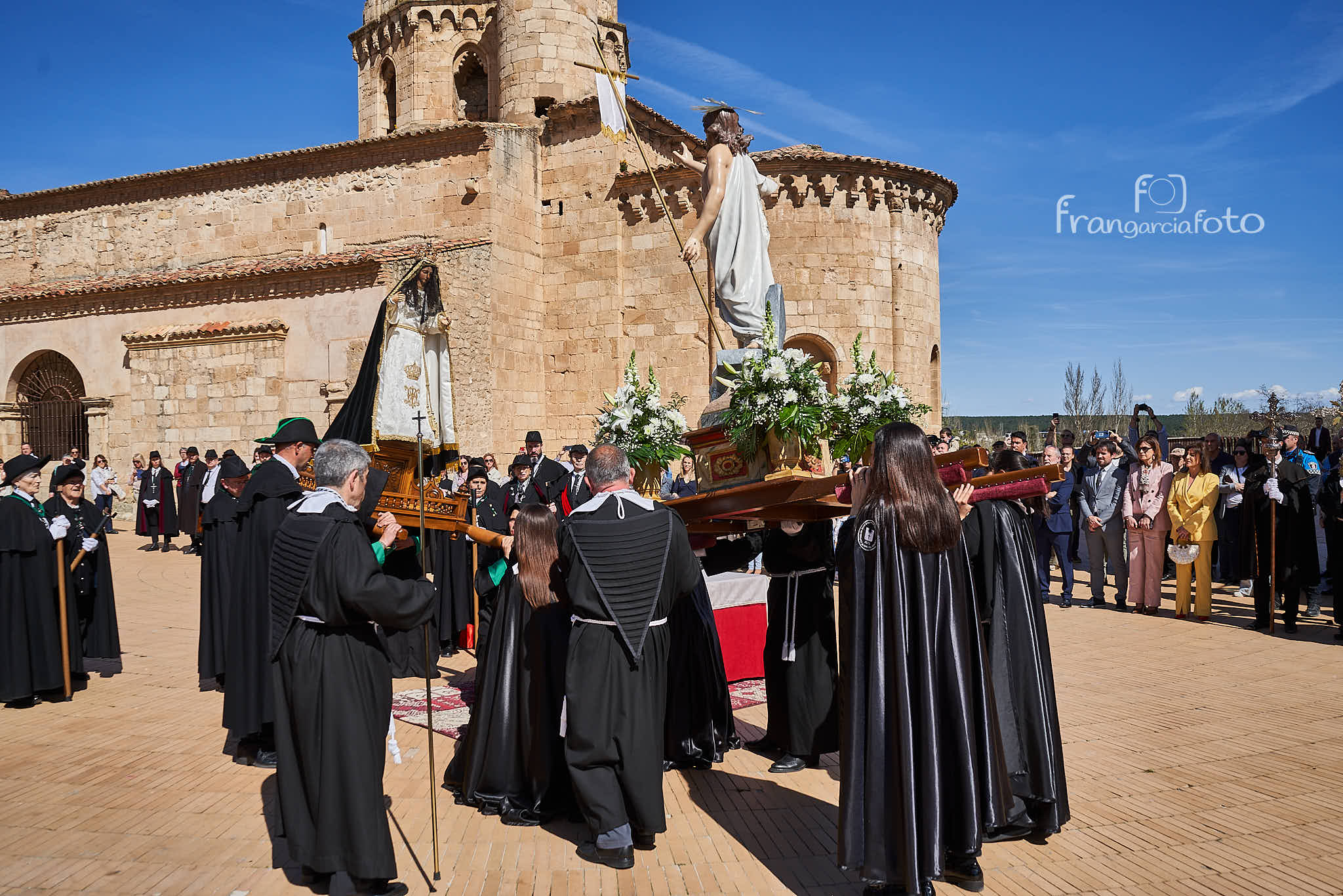 Procesión del Encuentro del Domingo de Resurrección en Almazán
