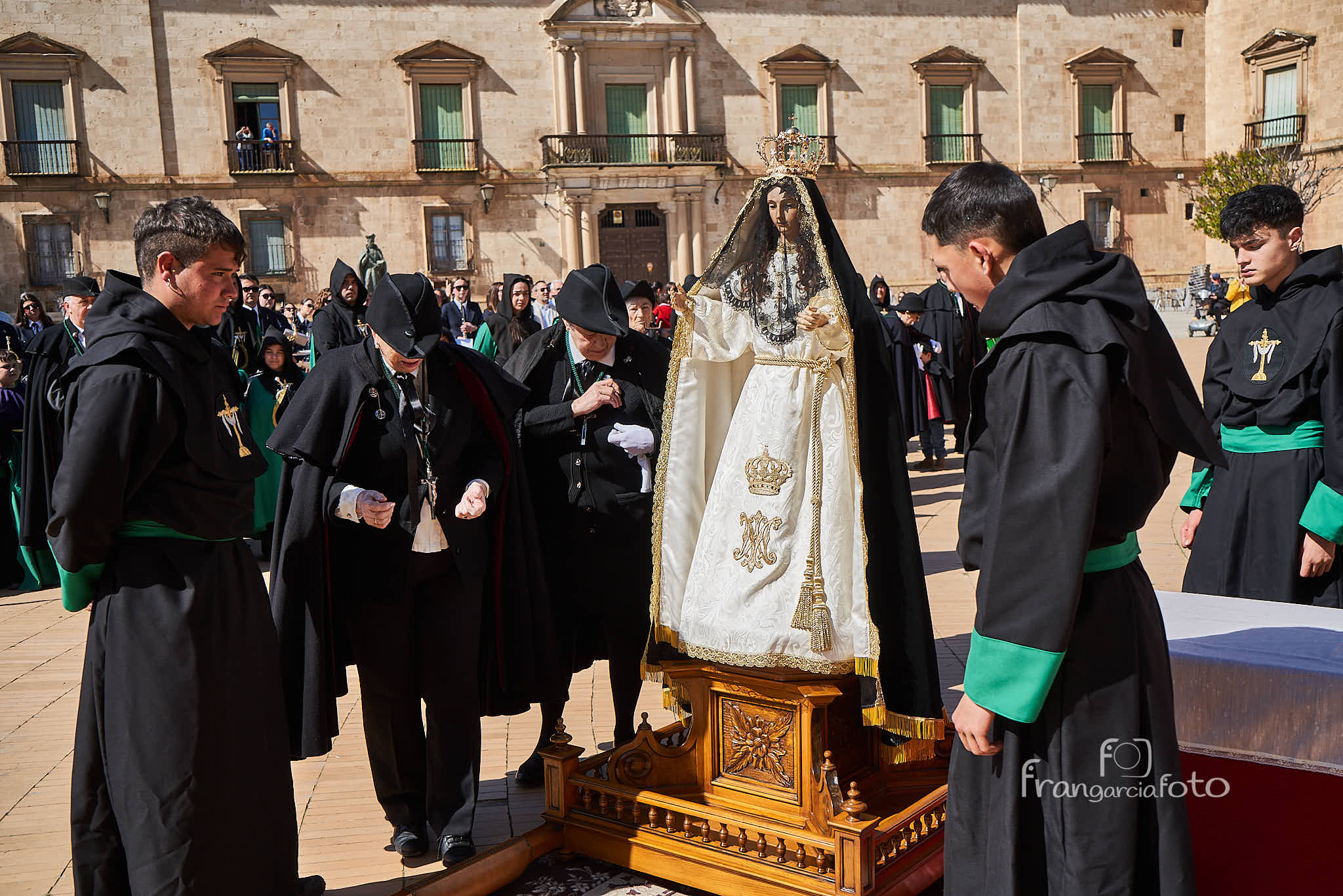 Procesión del Encuentro del Domingo de Resurrección en Almazán
