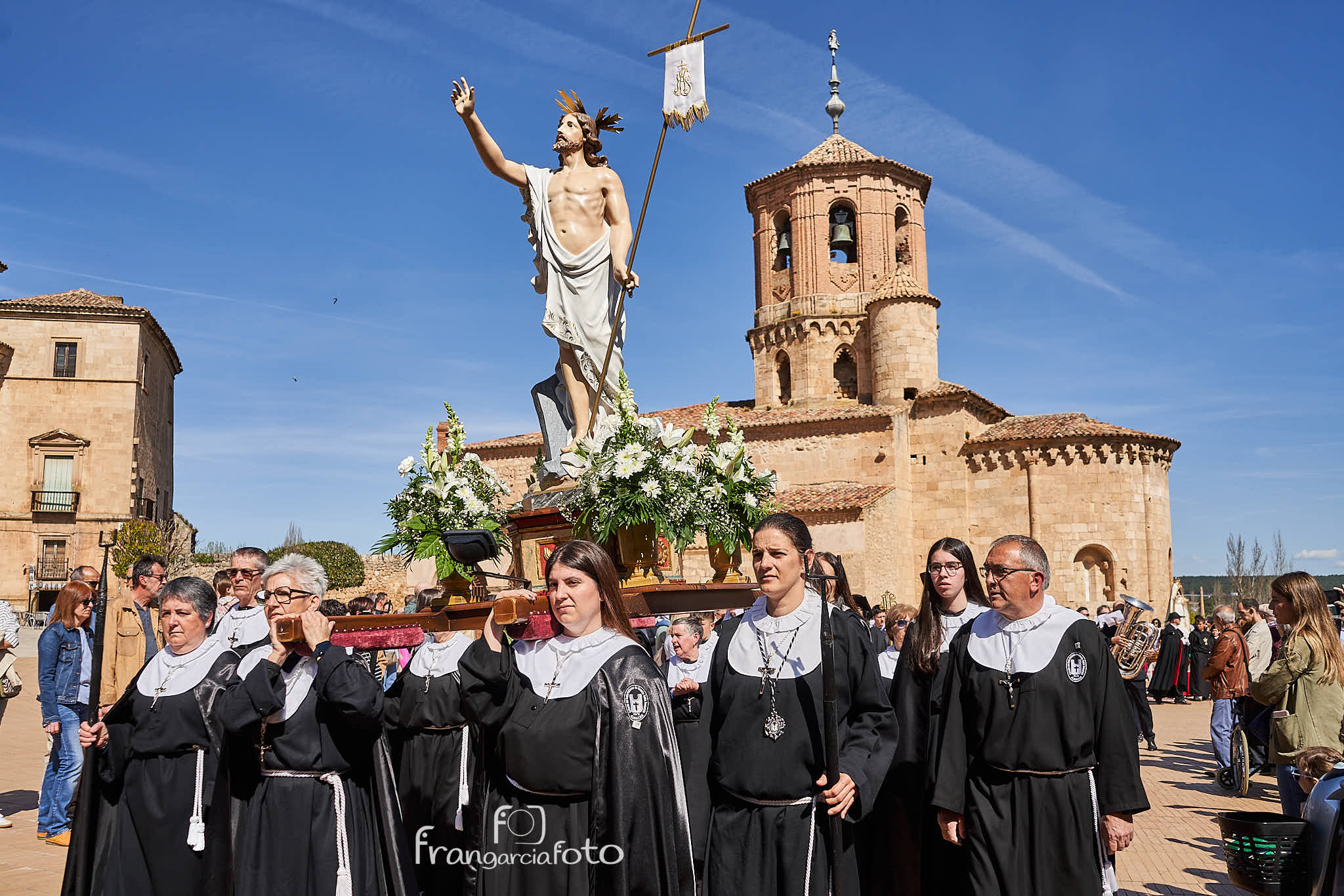 Procesión del Encuentro del Domingo de Resurrección en Almazán
