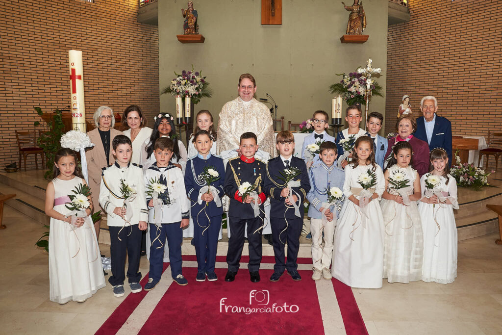 Fotografía de los niños y niñas de Comunión de la Parroquia de Santa Bárbara de Soria en 2026